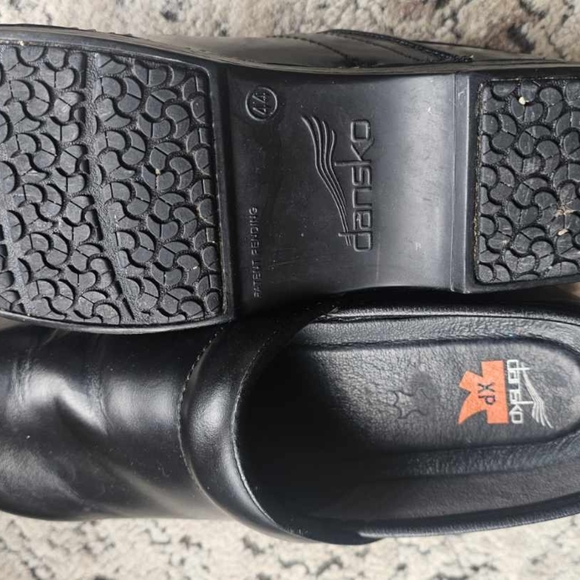 Dansko XP - Picture 2 of 4